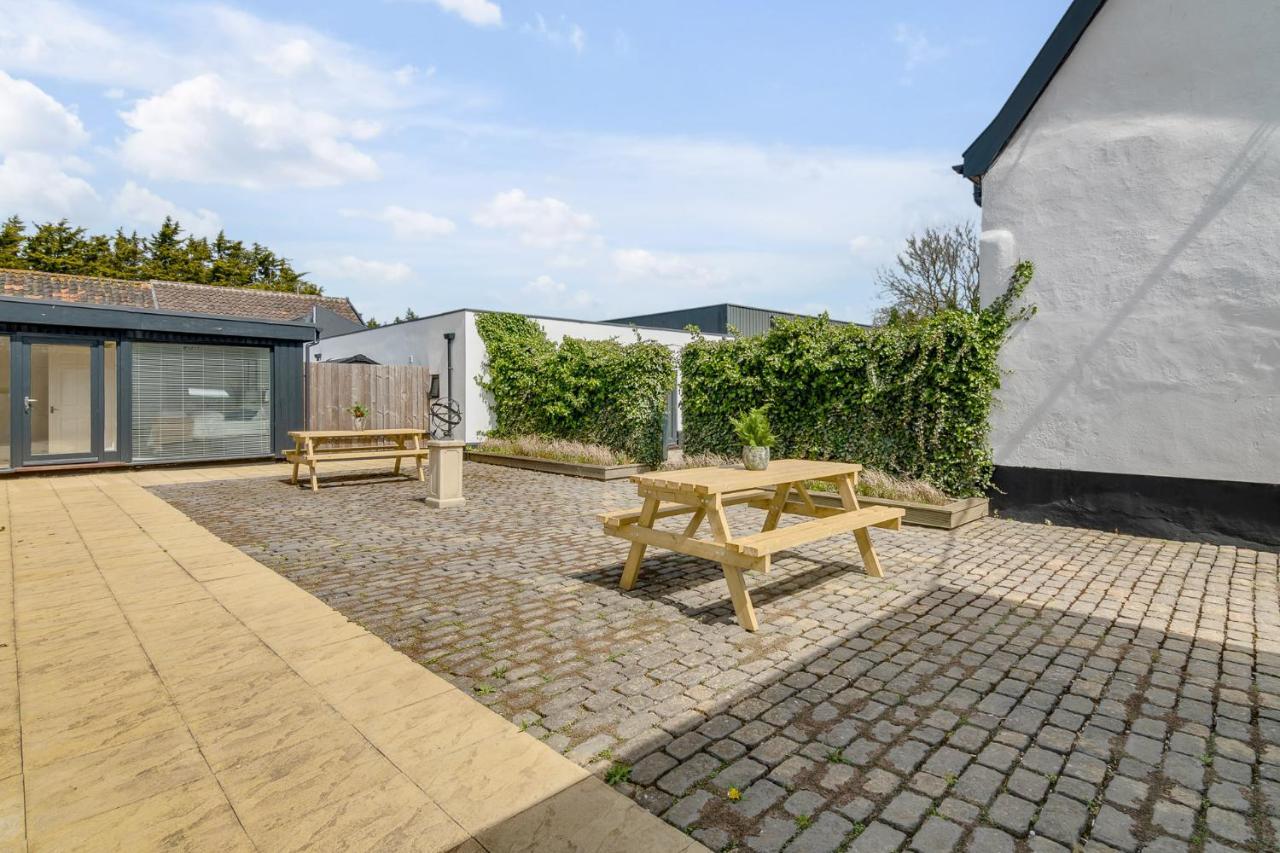 Rural 2-Bed Home Near Snetterton Larling Экстерьер фото